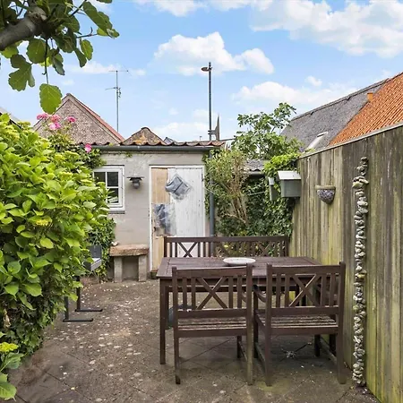 Ae201-marstal-snaregade-14 * Marstal